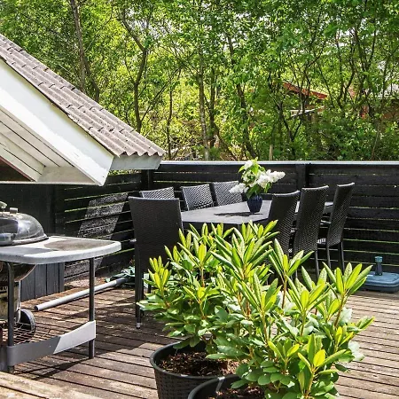 Сasa de vacaciones 8 Person Holiday In *